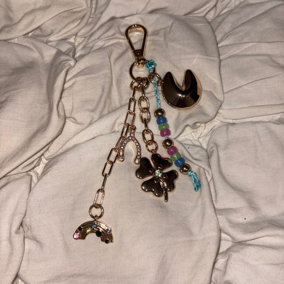 Good Luck Charm Keychain Rainbow Beaded Gold Tone - Picture 1 of 2